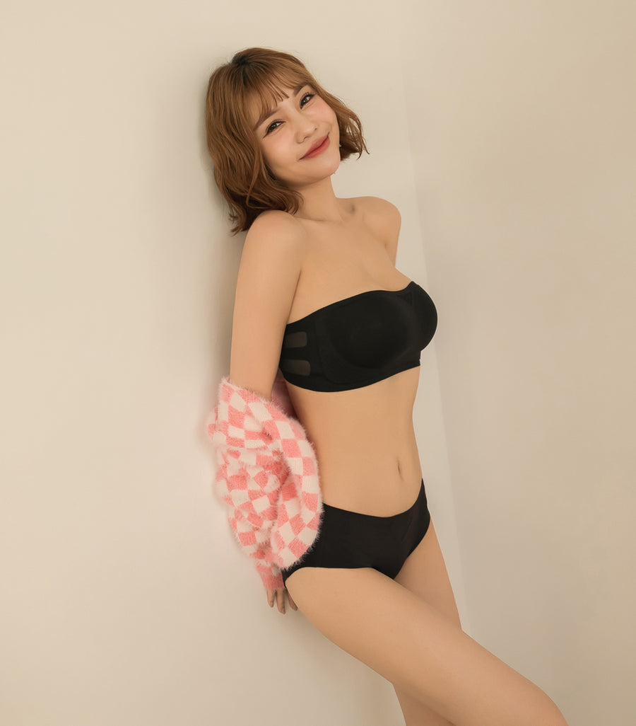 Zero Sense Seamless Flat Neck Translucent Skin Beauty Back Wireless Bra Set Black