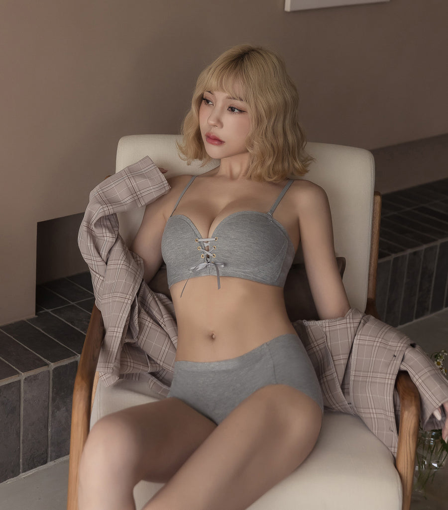 Deep V Concentrated Transparent Beauty Back Wireless Bra Set Grey