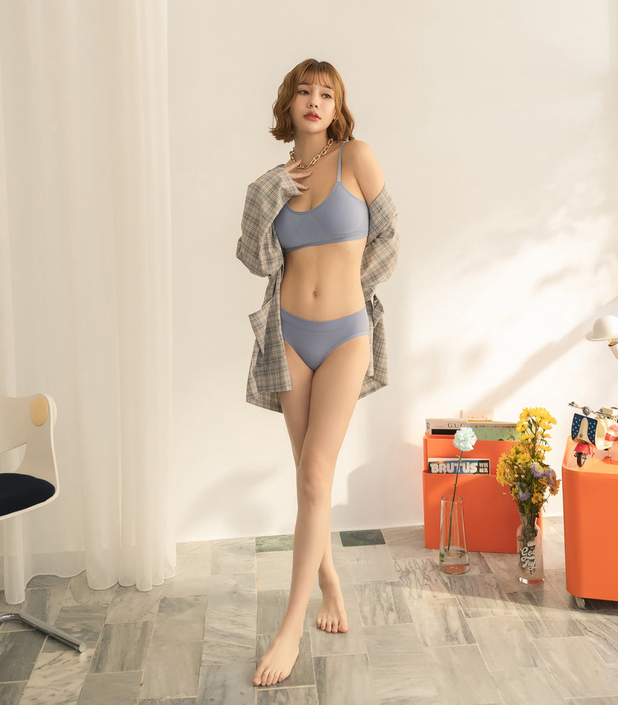 Thin Shoulder Straps U-shaped Thread Seamless Padded Bra Set Blue