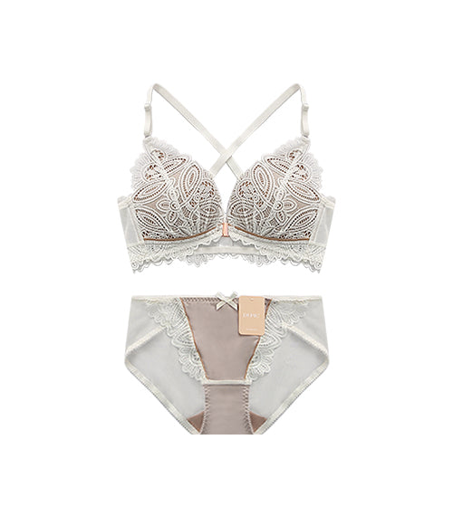 Dreamily-Wireless Lace Front Buckle 
Soft Cotton Bra Set Elegant White