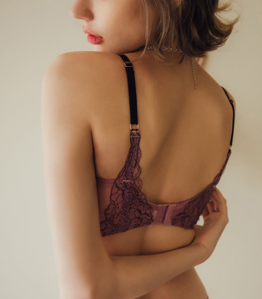 Graceful-Black Interweave Lace Ultra Soft Wired Bra Set Champaign Peach