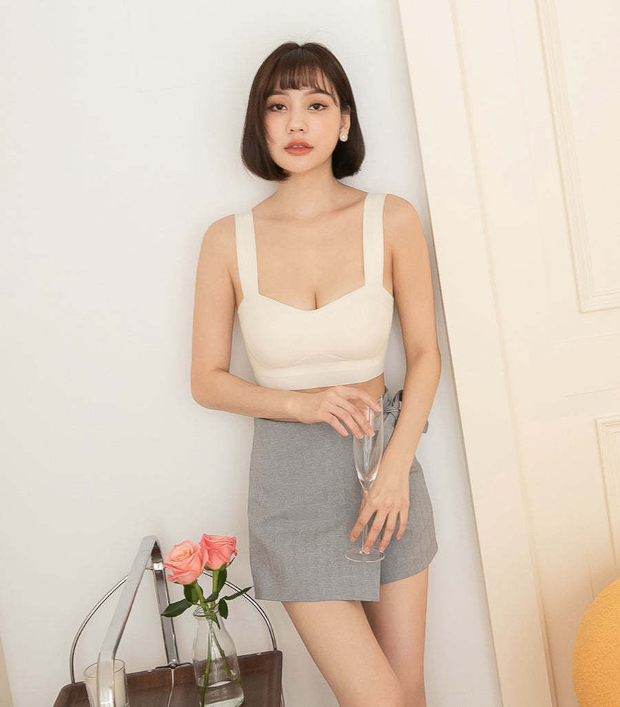 Smooth Seemless V Style Wireless Tank Top Bra- No Bottoms Creamy White