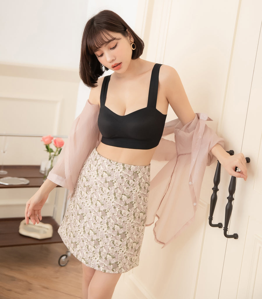 Smooth Seemless V Style Wireless Tank Top Bra- No Bottoms Black