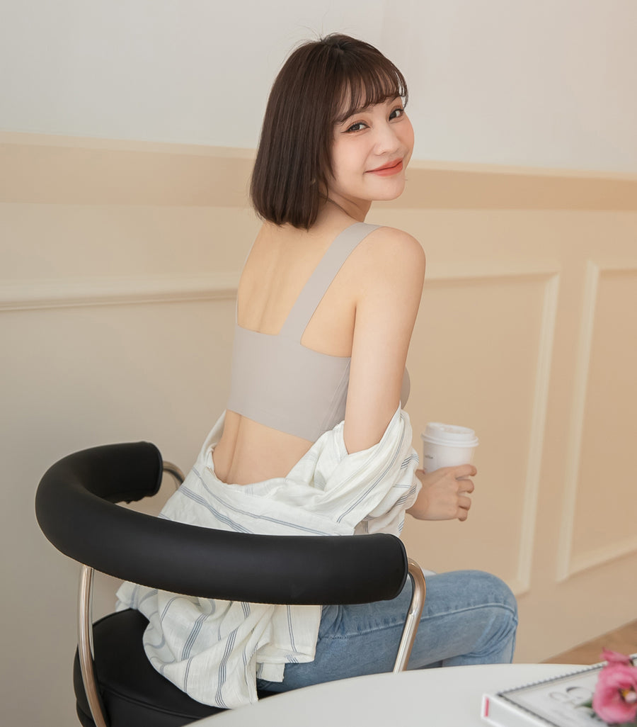 Smooth Seemless V Style Wireless Tank Top Bra- No Bottoms Champaign
