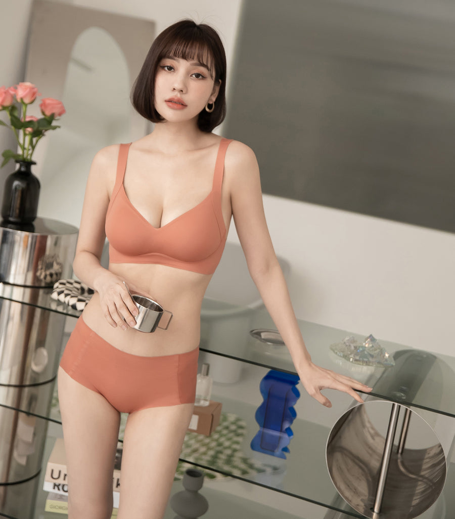 Comfortably Concentrated Seemless Wireless Modifying Bra Set Coral Orange