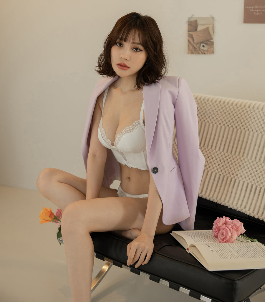V-shaped Lace Sexy Translucent Light Wireless Vest Bra Set White