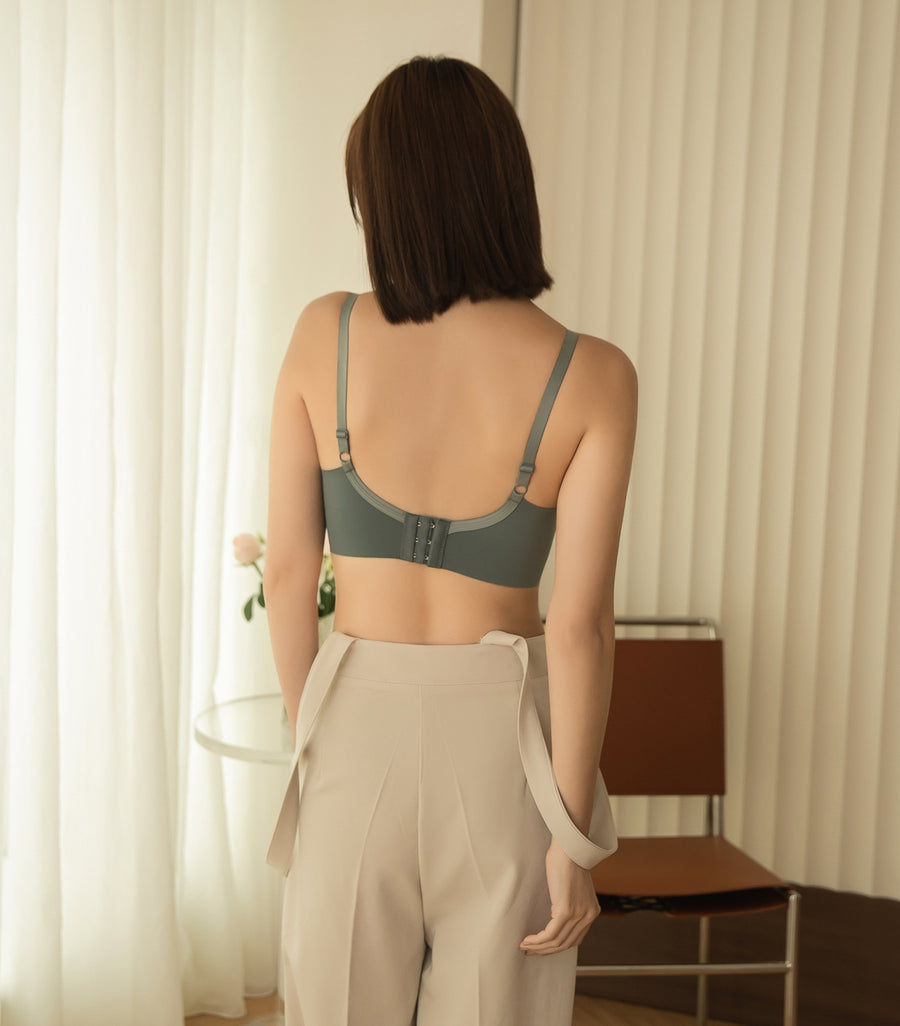 Light and Seamless Wireless Bra - No Panties Green